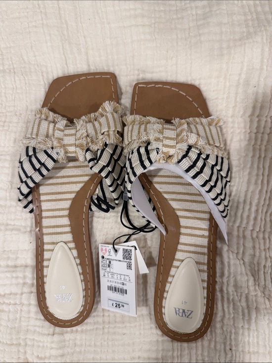Zara Shoes - ZARA Striped Knot Slide Sandals in Beige and Black